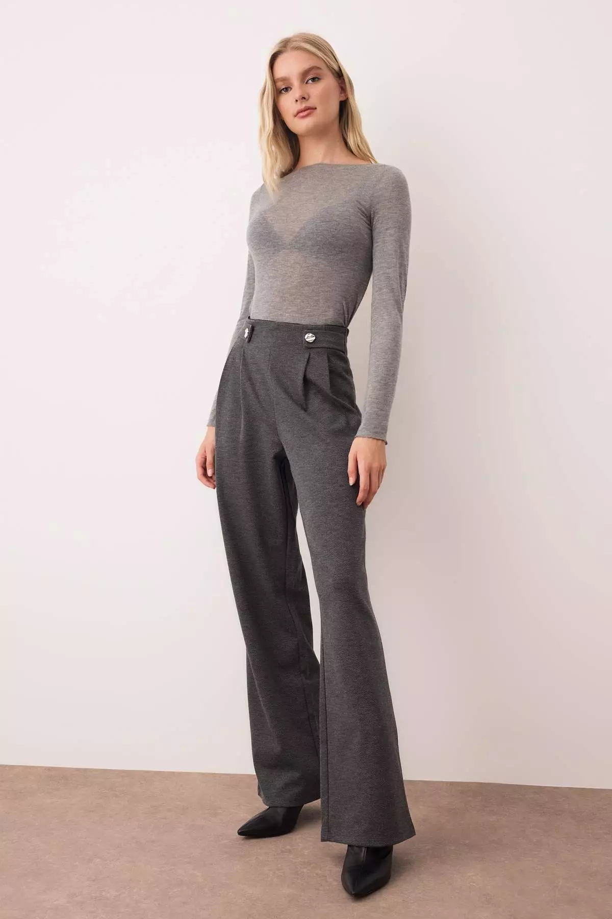 Anthracite Diagonal Pleated Buttoned Wide Leg Knitted Trousers