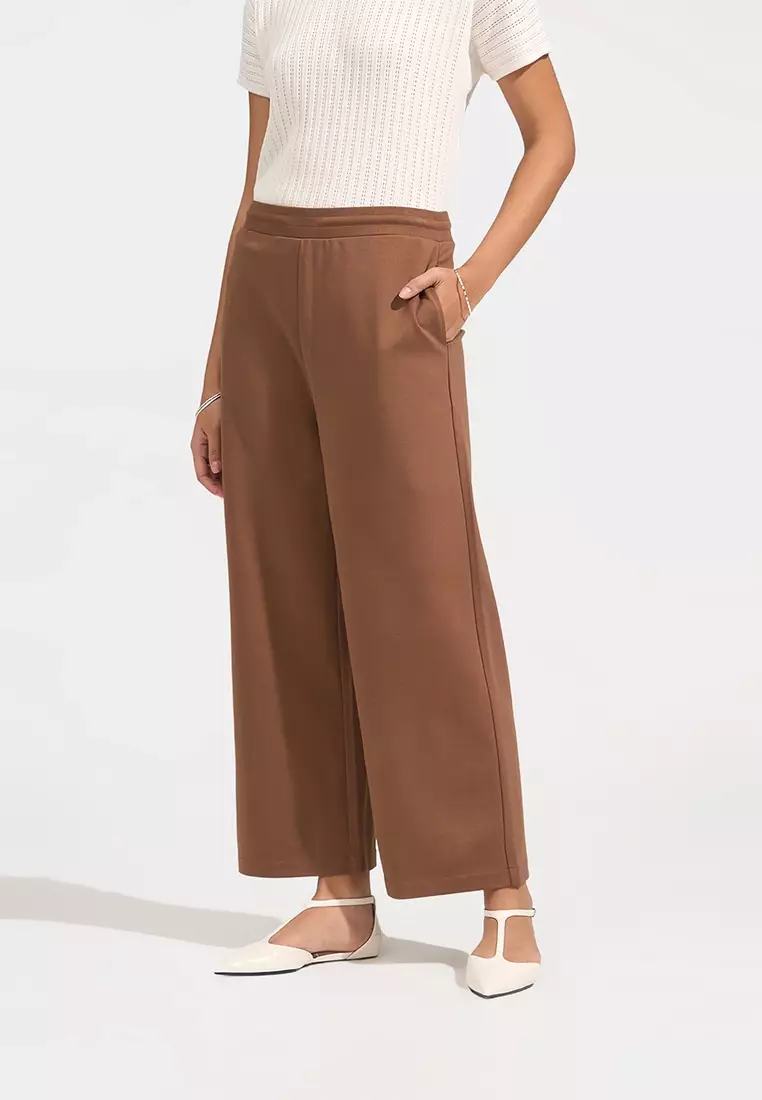 Cozy: Straight Pull Up Trousers