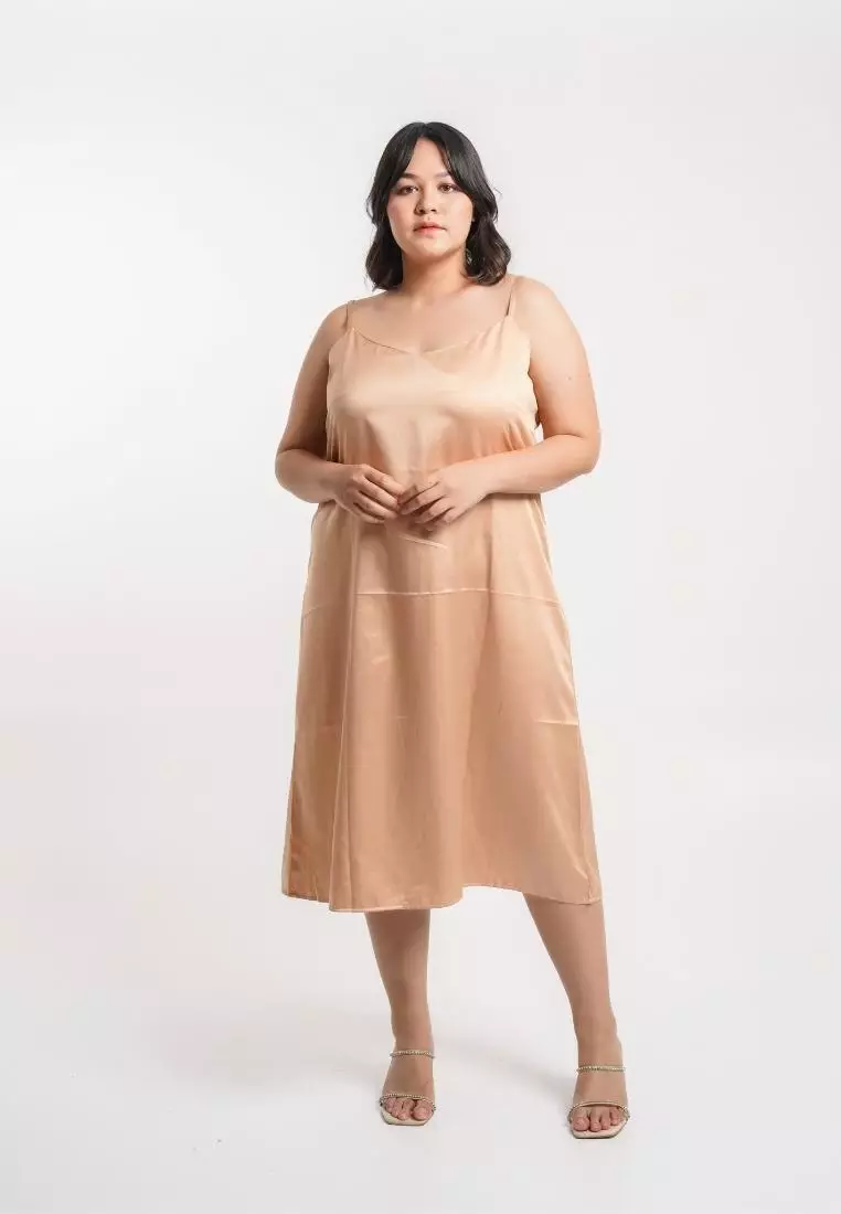 Plus Size Dress Soie Nude Peach