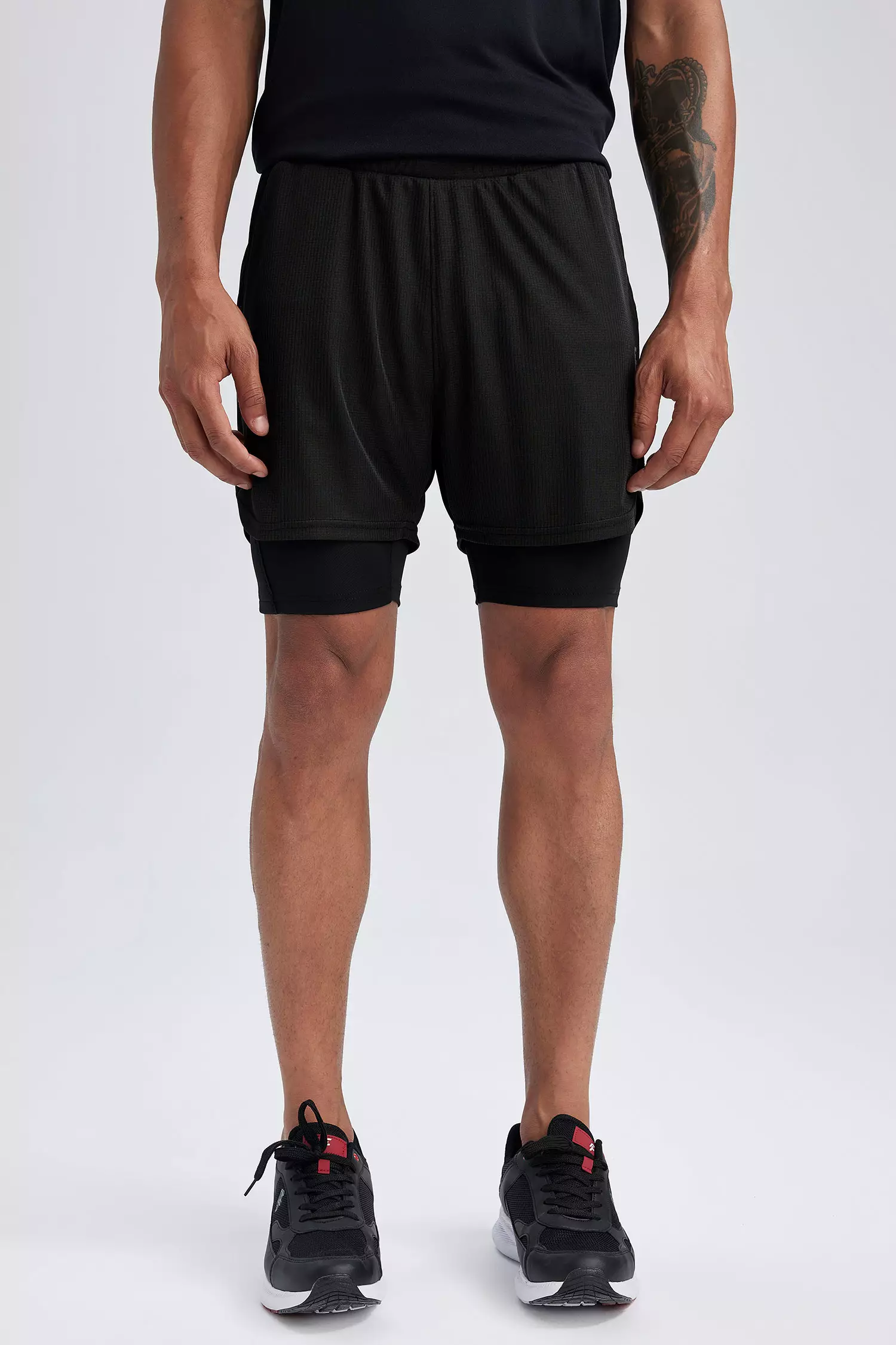 Buy DeFacto Cargo Capri Shorts in GREY MELANGE 2024 Online