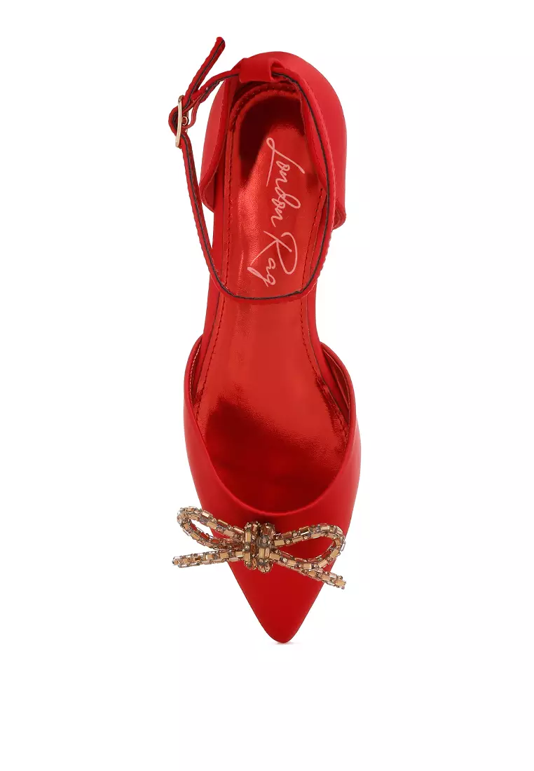 Sandal Datar Pita Detail Berlian Imitasi Warna Merah