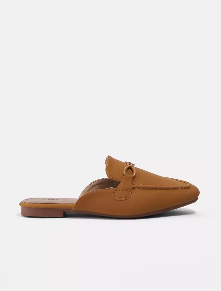 Flat on sale loafer mules