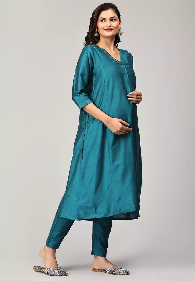 Drama At Gala 刺绣孕妇装和哺乳期真丝库尔塔套装