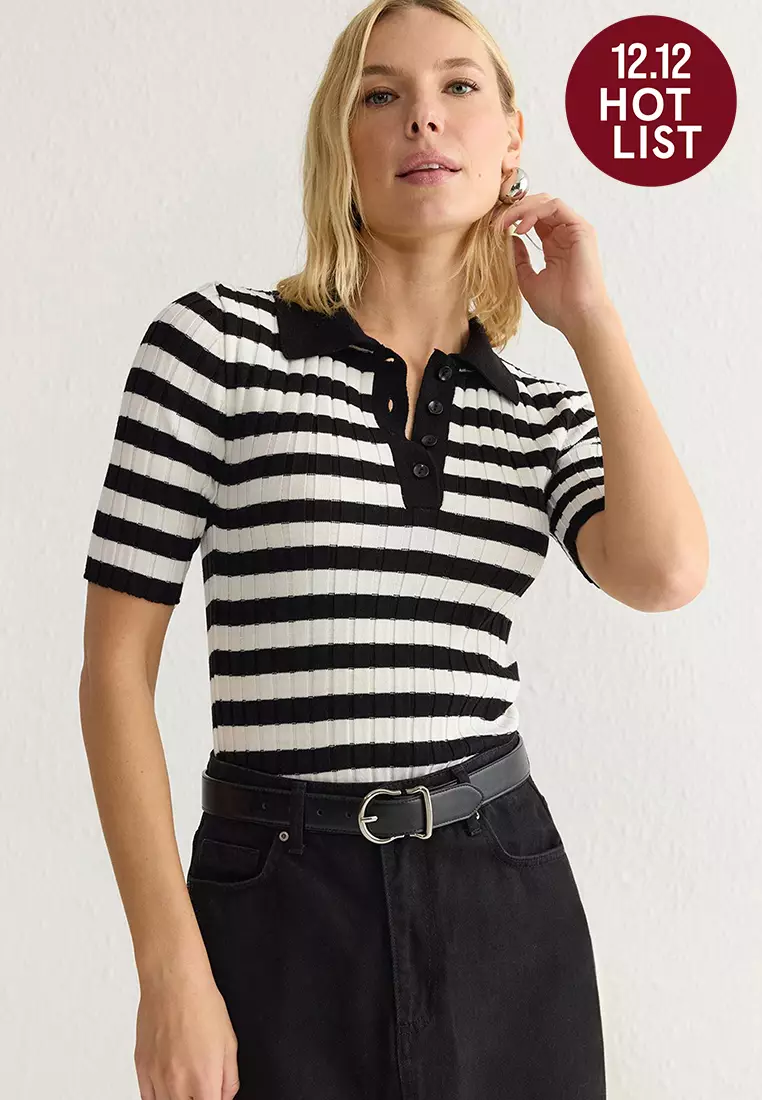 Straight Short Slim Blouse