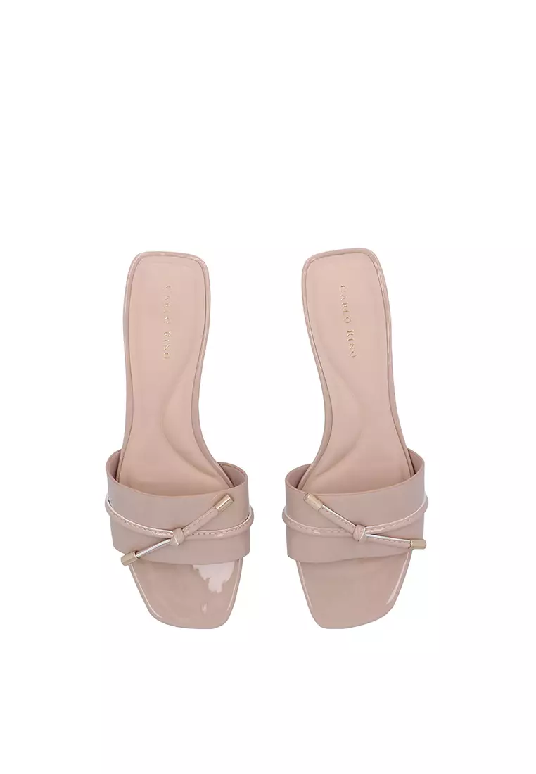 Dark Beige Glossy Chunky Heeled Sandals