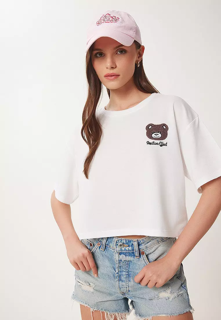 Crew Neck Embroidery T-Shirt