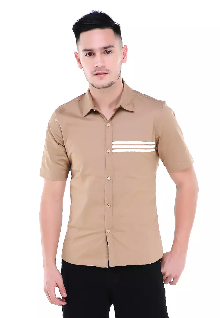 Dwan Atasan Kemeja Pria Three Lines Slim Fit Casual Shortsleeve Shirt Material Cotton ORIGINAL - Khaki