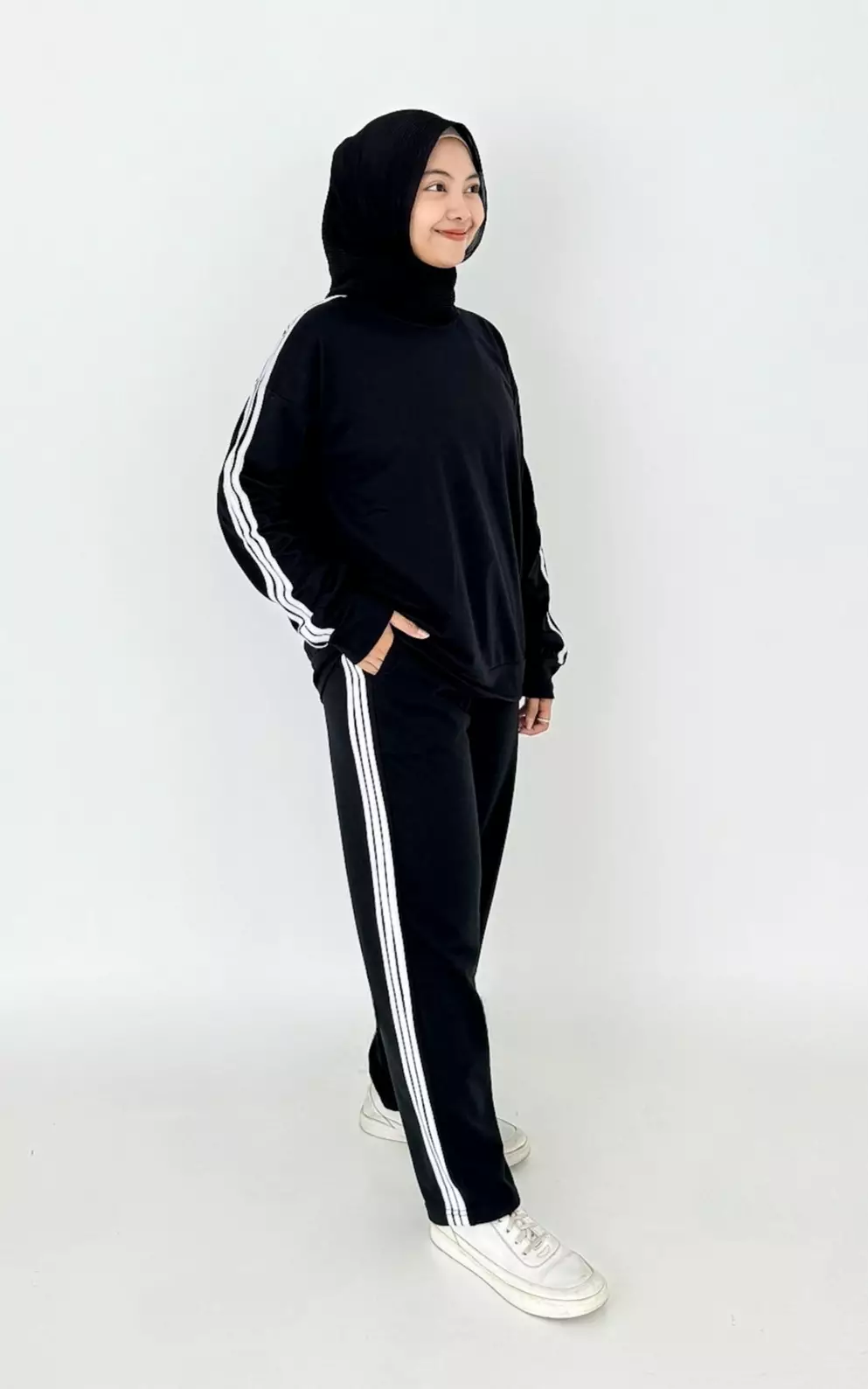 Set Sporty Pants Jasmin - Setelan Baju Olahraga Wanita