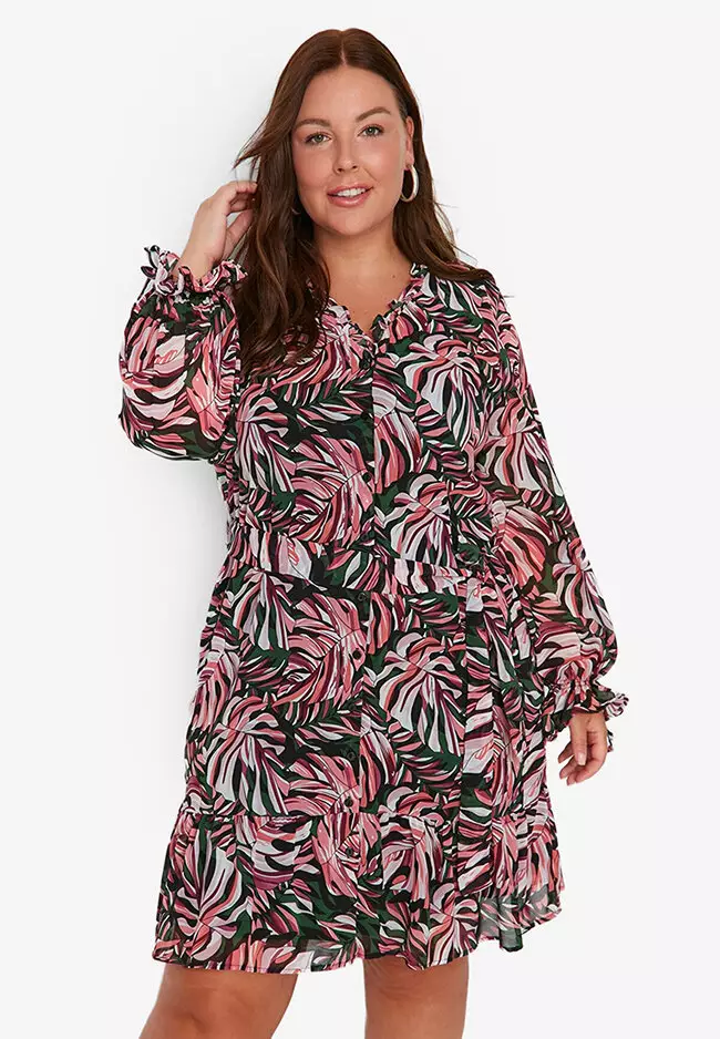 Plus Size Patterned Woven Chiffon Dress
