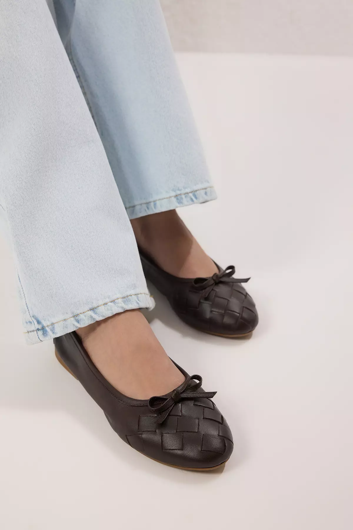 Dark Brown Genuine Leather Bow Detail Almond Toe Women's Ballerina Flats Takss25Be00031