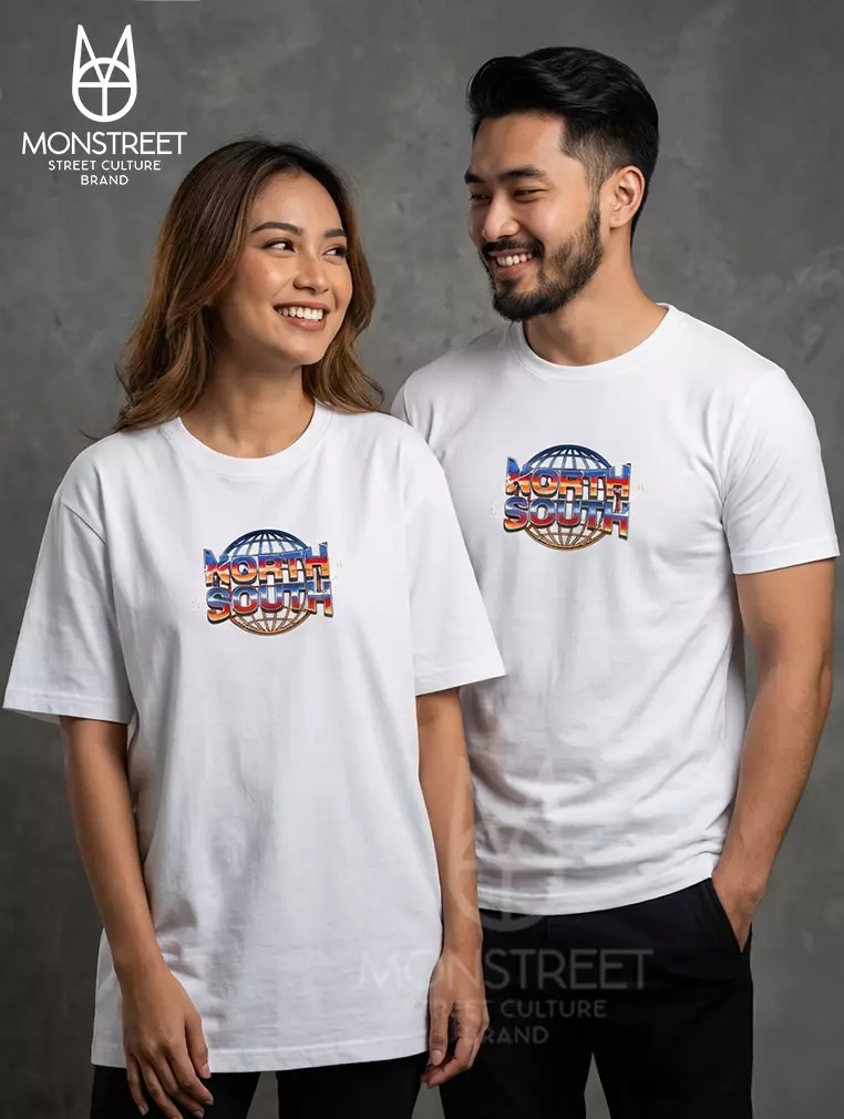 Monstreet Kaos Katun Combed 24S Grafis Reguler Fit Putih Tshirt UTR137 Cotton Combed 24S Graphic Tshirt Regular Fit White Tshirt