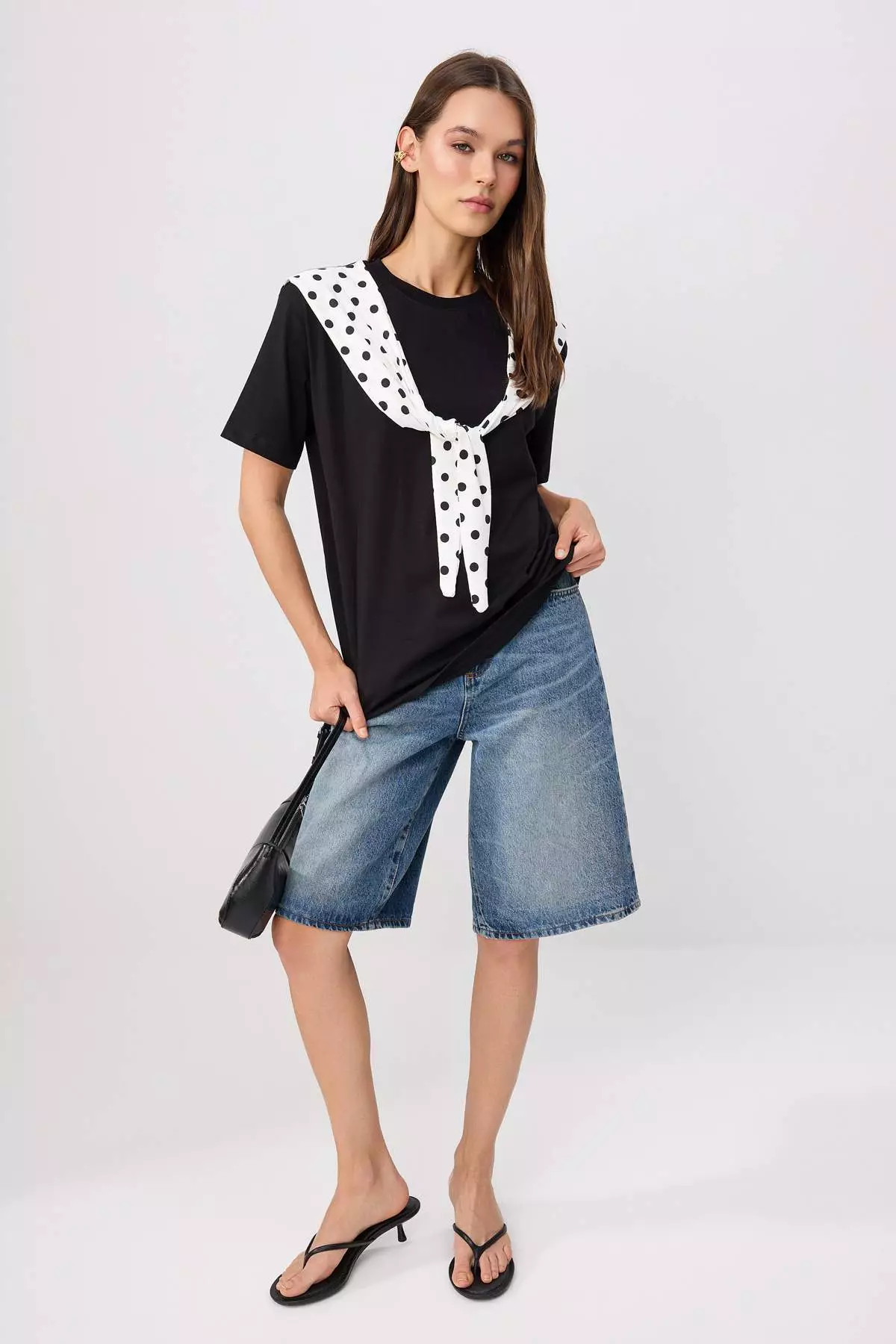 Black Oversized /Wide Fit Short Sleeve Tie Detail Long Soft Knitted T-Shirt