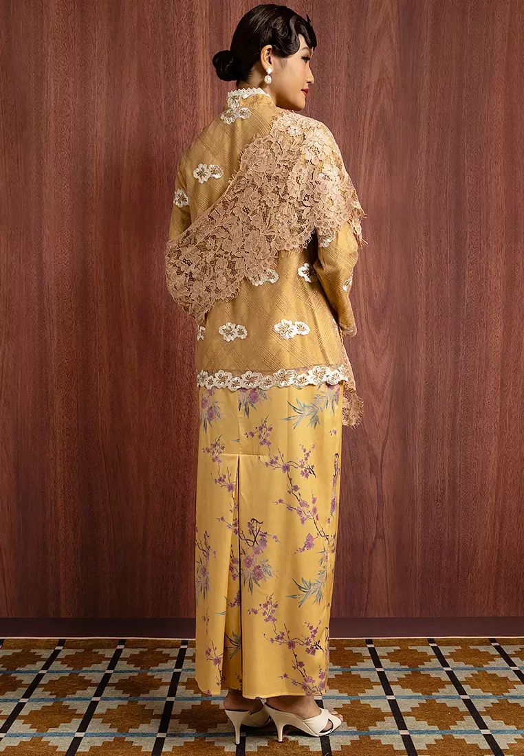 EMMA KEBAYA SET WITH SHAWL