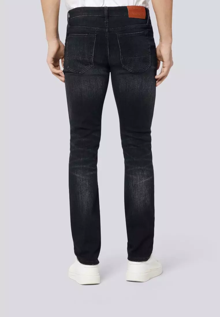 男裝修身V57 Orta洗水黑色牛仔褲