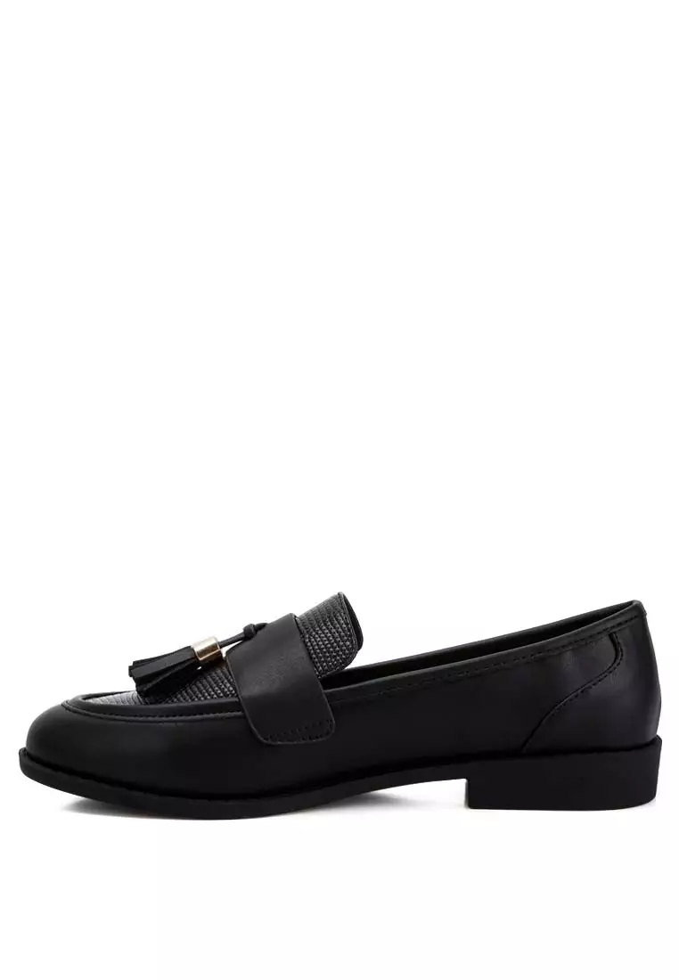 Black Tassels Detail Loafers