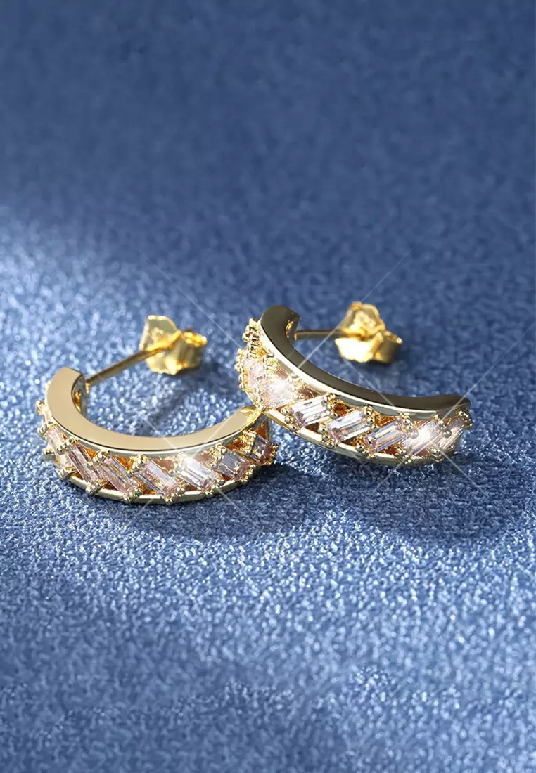 Anting Wanita Titanium Original Korea Fashion Antingan Cewek Anti Pudar Kotak Indah gold color