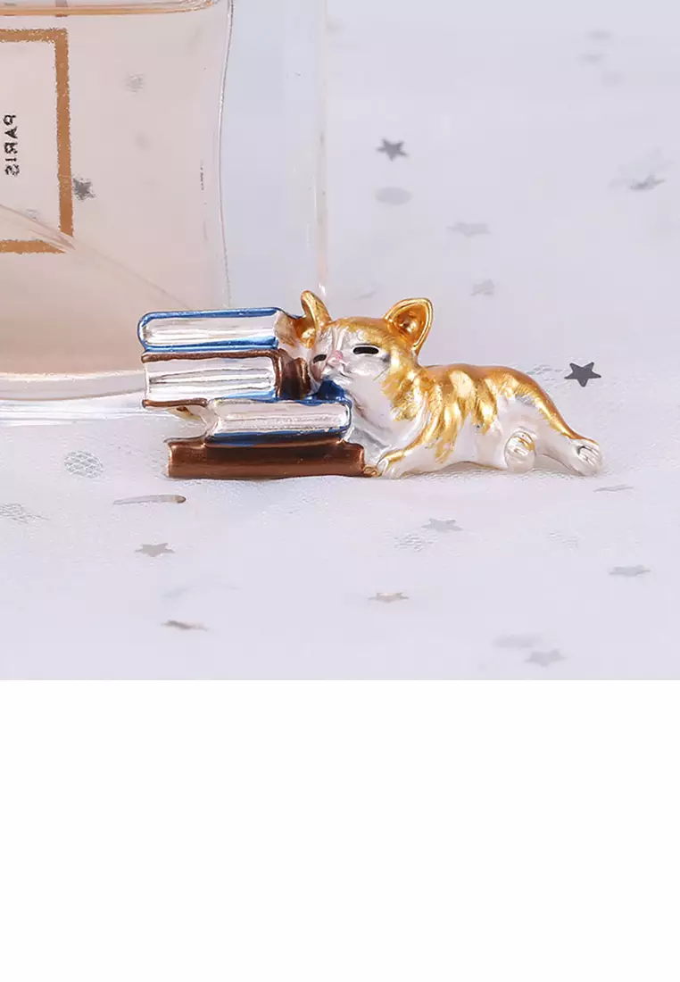 Simple and Cute Yellow Cat Book Brooch