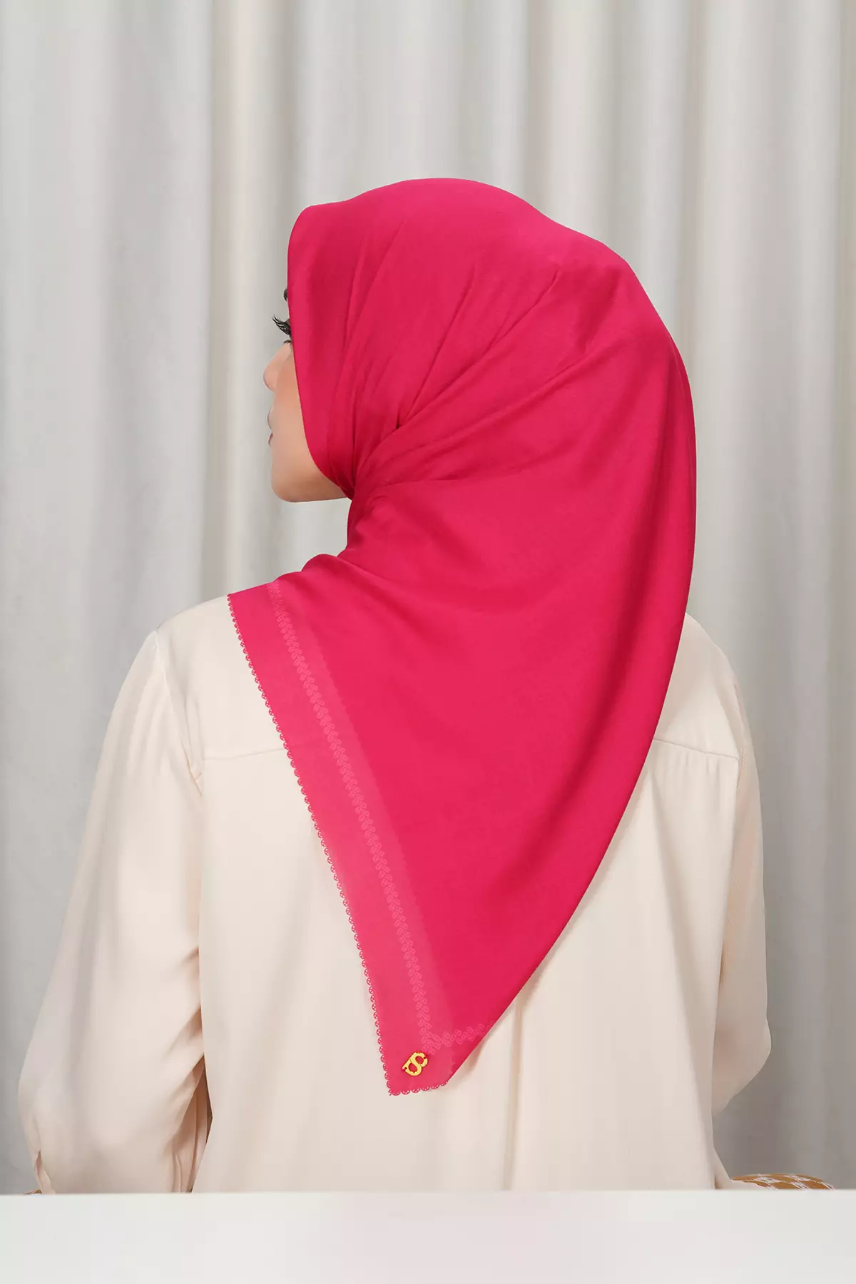 Today's Scarf - Viva Magenta