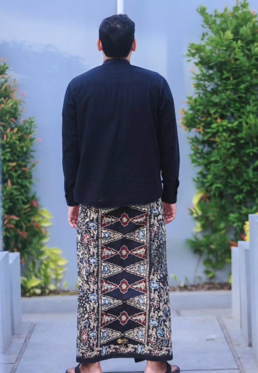 Sarung Batik Adi Luhur Krem Premium MR