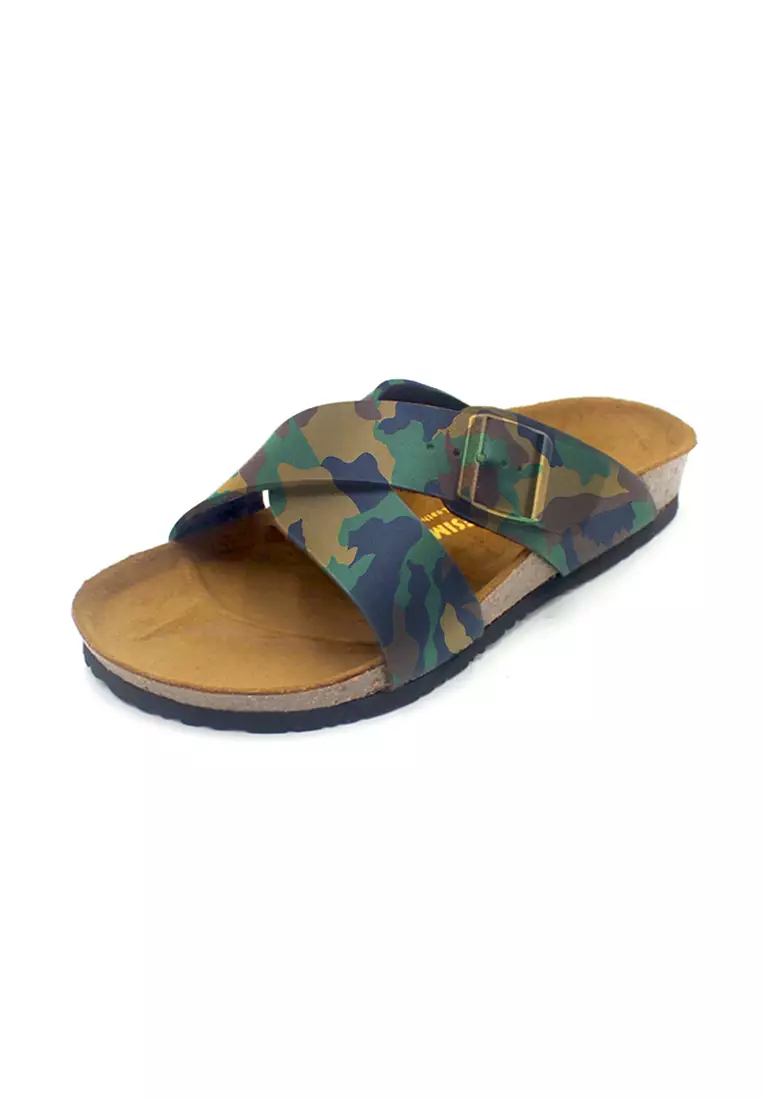 Mens camouflage top flip flops