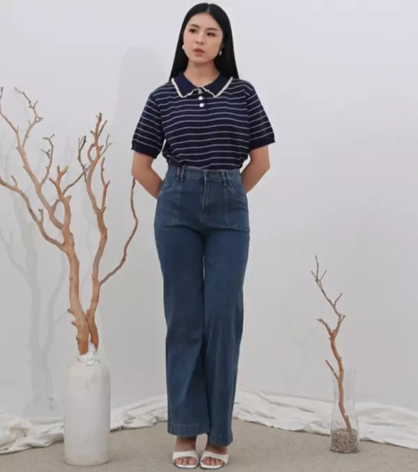 Madeline Flare Jeans Highwaist in Blue