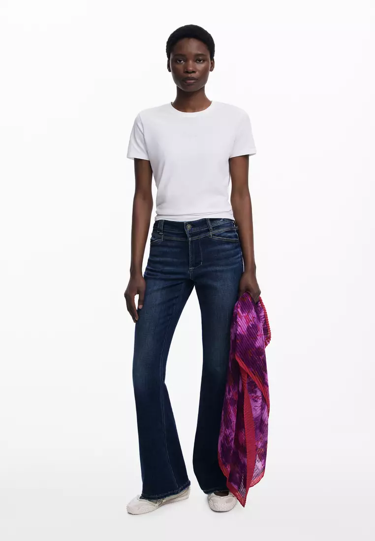 Crinkled rectangular floral scarf