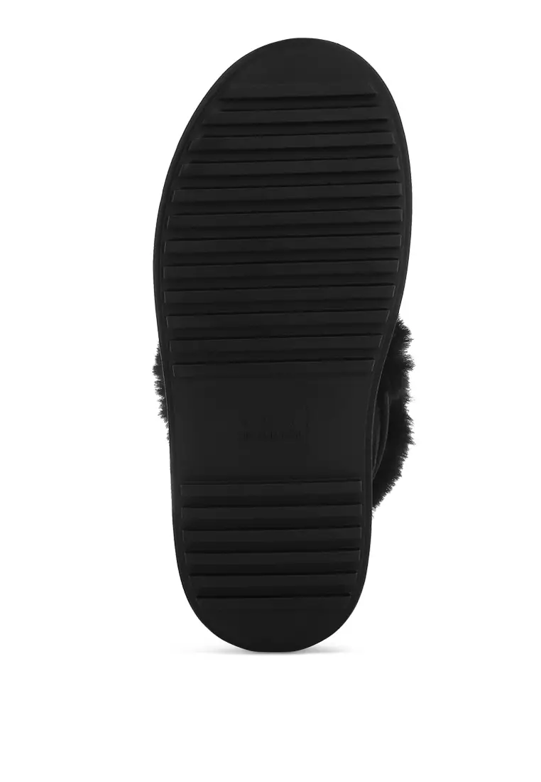 Faux Fur Collar Flatform Boots in Black