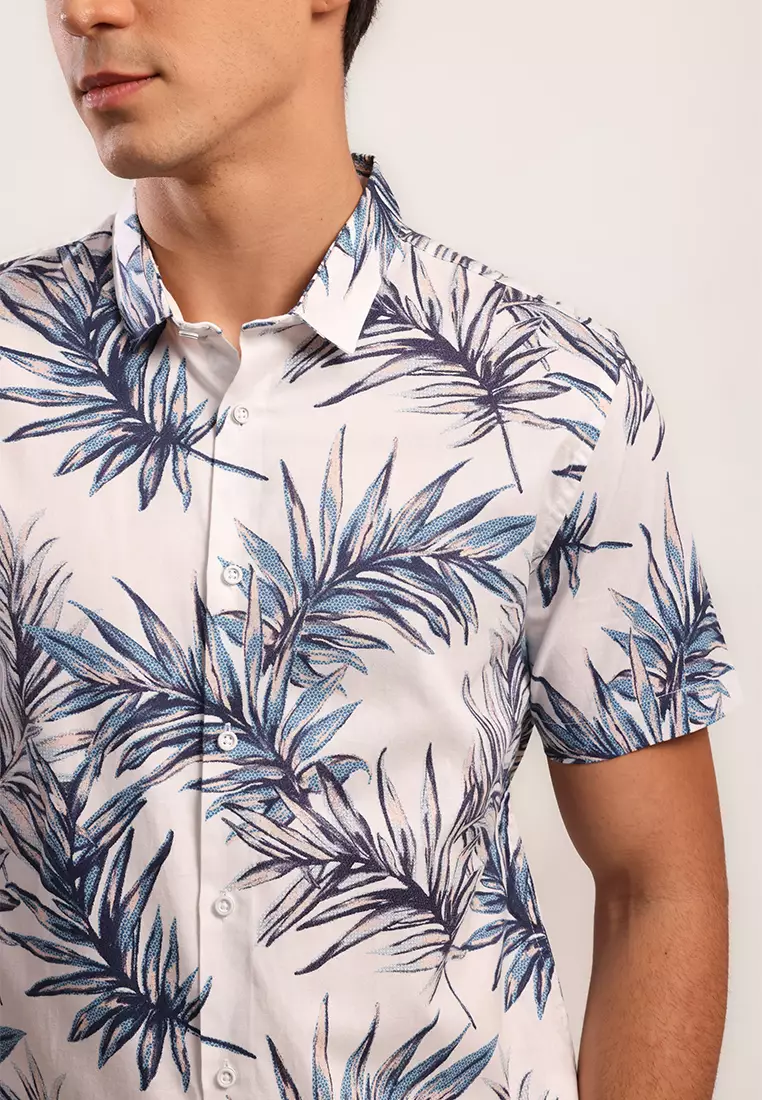 MOC Kemeja Lengan Pendek Pria Chelsie - White