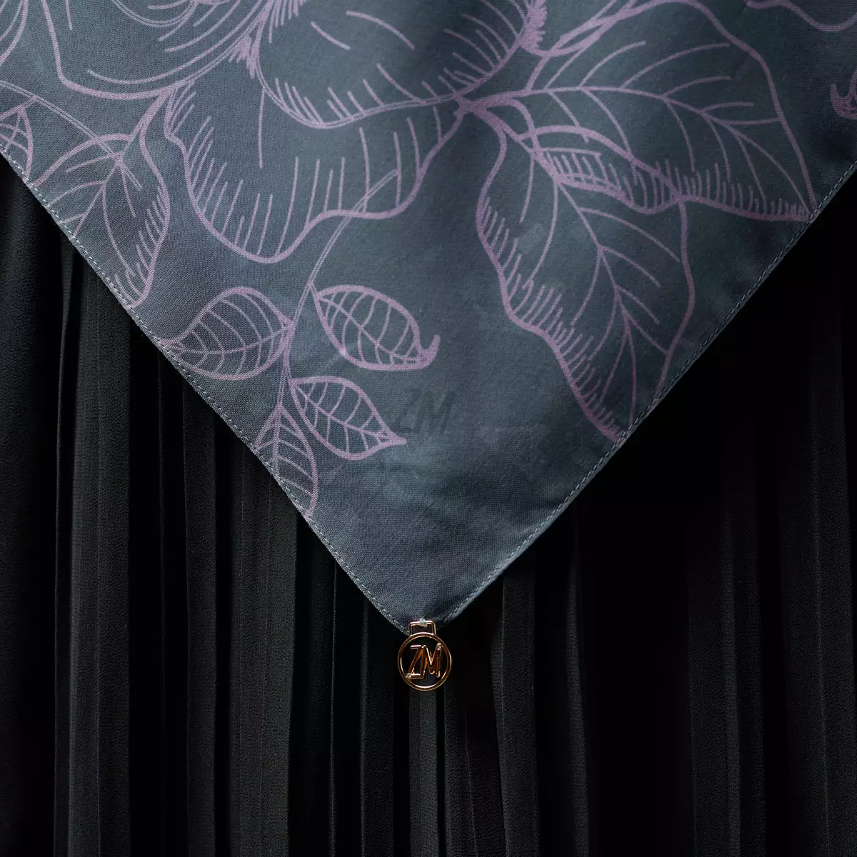 ZM Zaskia Mecca - New Jola Dark Grey Tasdia Voal Scarf Kerudung Segi Empat Wangi Water Splash Ultra Sonic