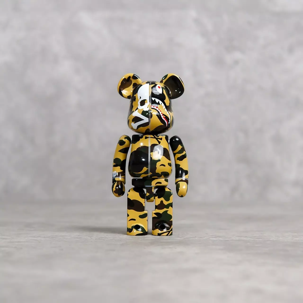 MASTERMIND X BAPE BEARBRICK CAMO 200 100% ORIGINAL