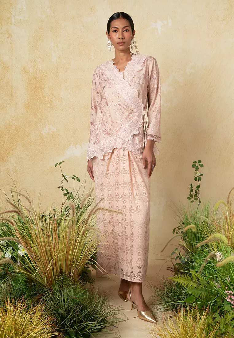 DANGWANGI  WRAP KEBAYA SET