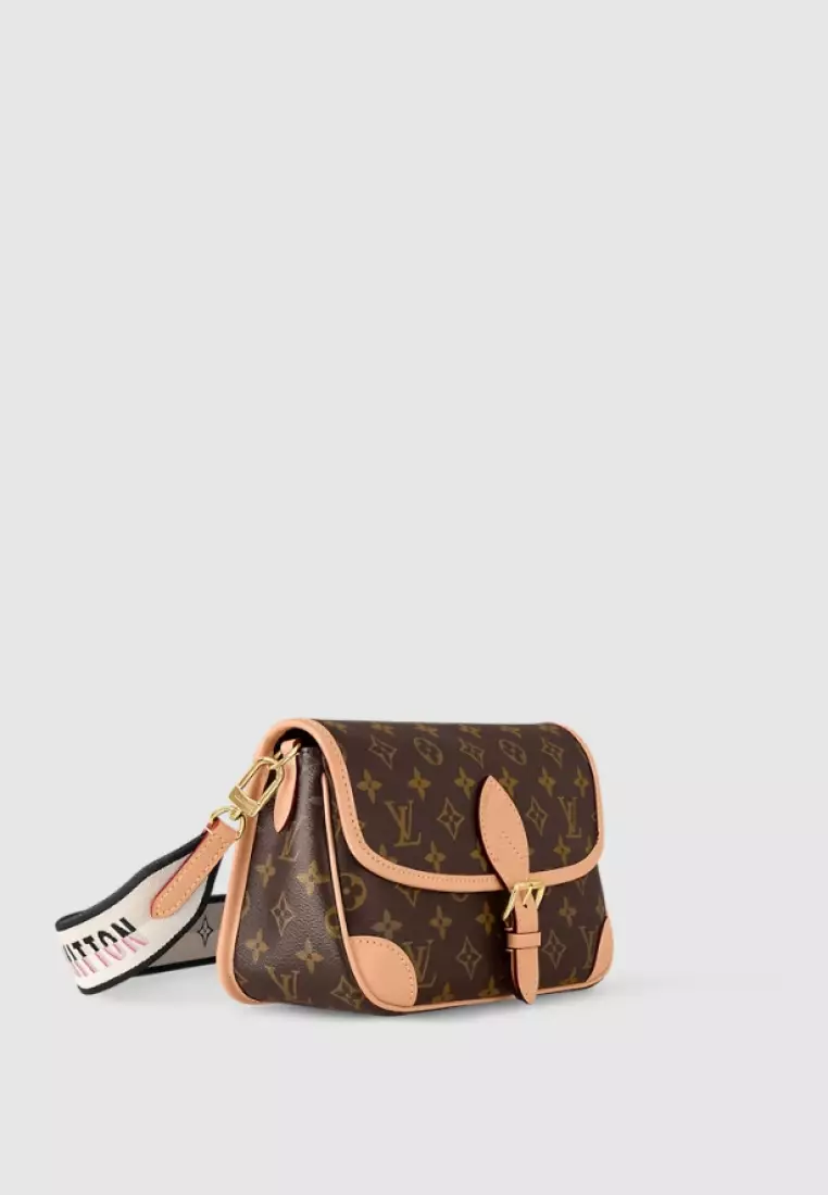 Diane Monogram Black