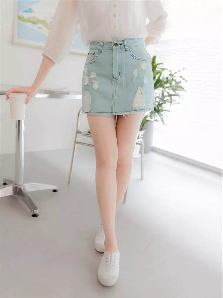 Ripped top denim skirt