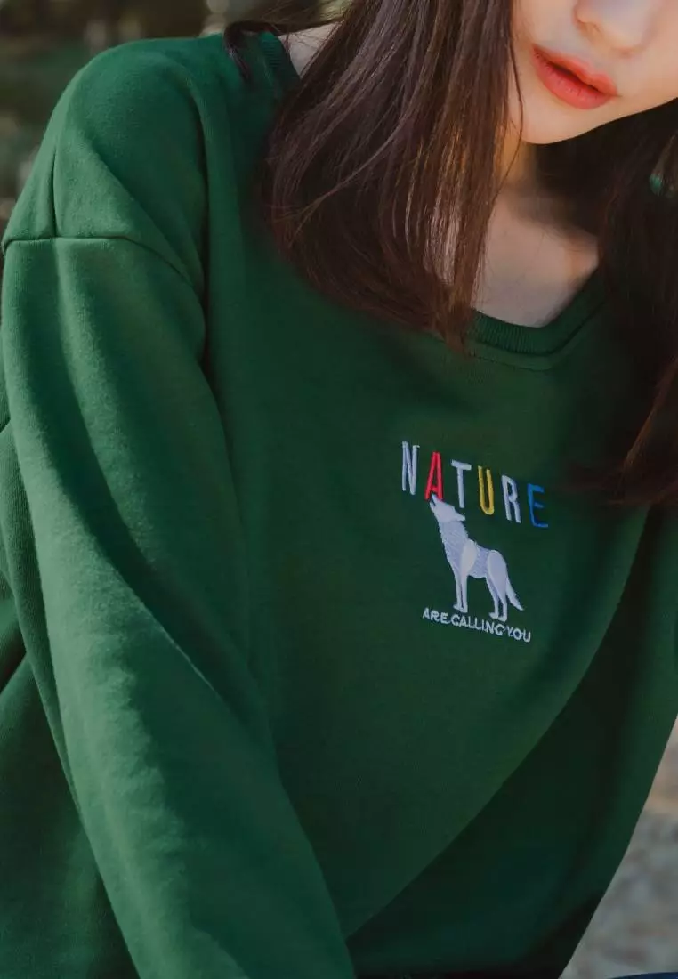 Solid Color Crewneck Embroidered Long-Sleeve Sweatshirt [KL1001]