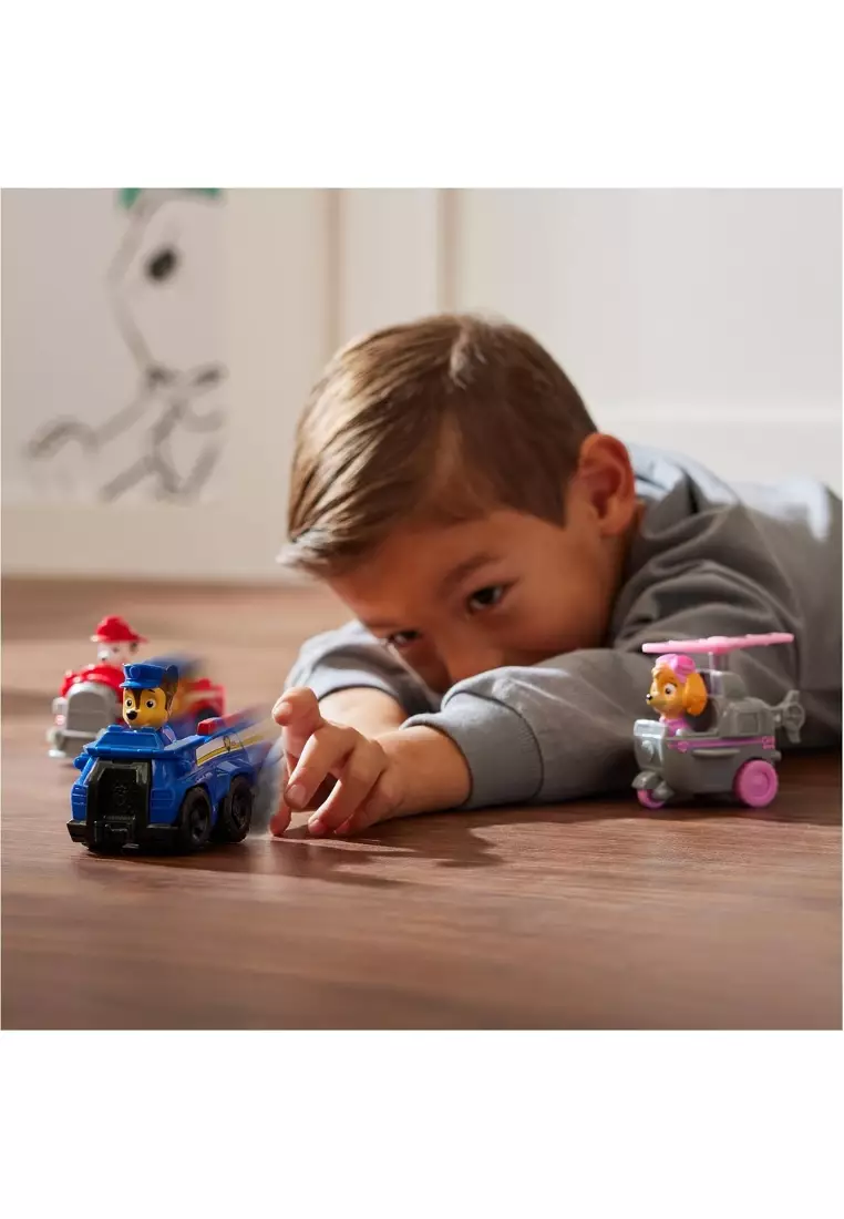 Paw Patrol Pullback Deluxe Racers- Chase