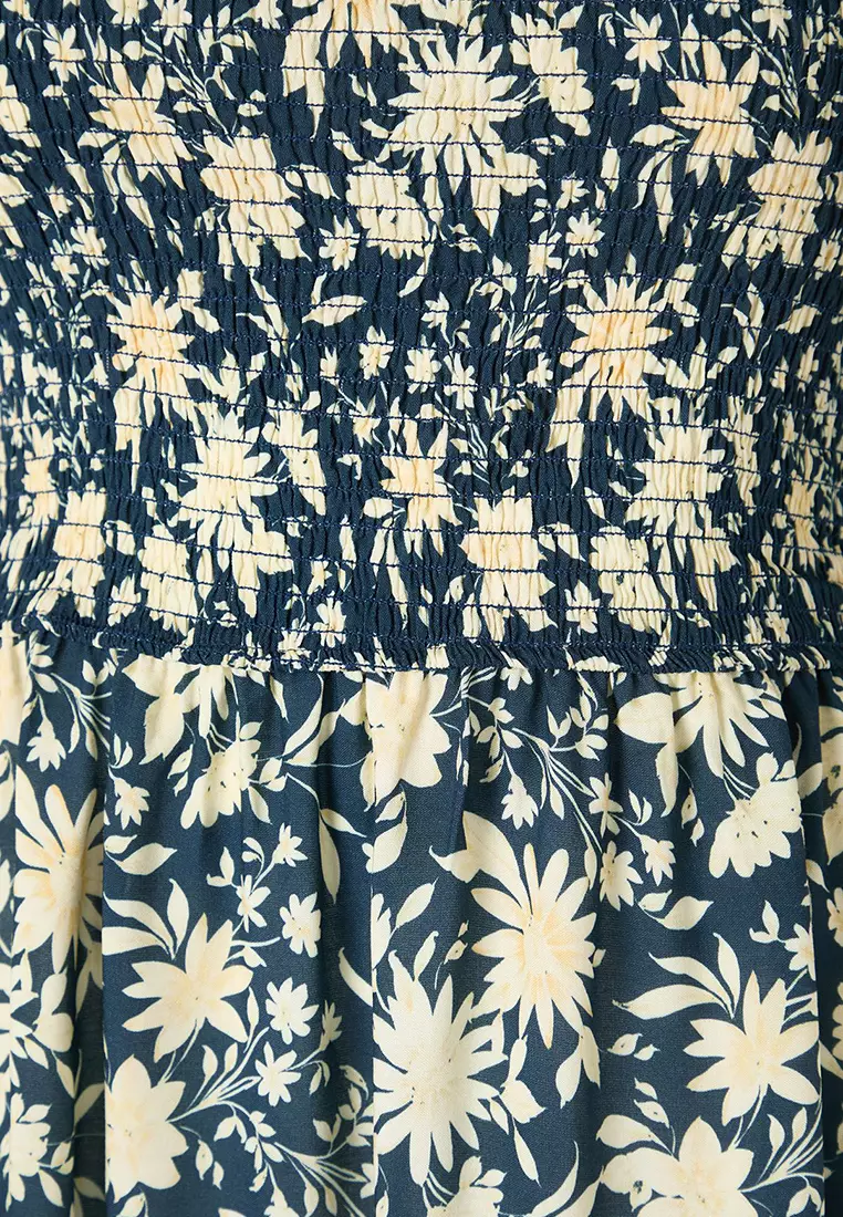 Emerald Green Floral Gipel Asymmetrical Collar Balloon Sleeve Woven Plus Size Dress TBBSS25AH00027