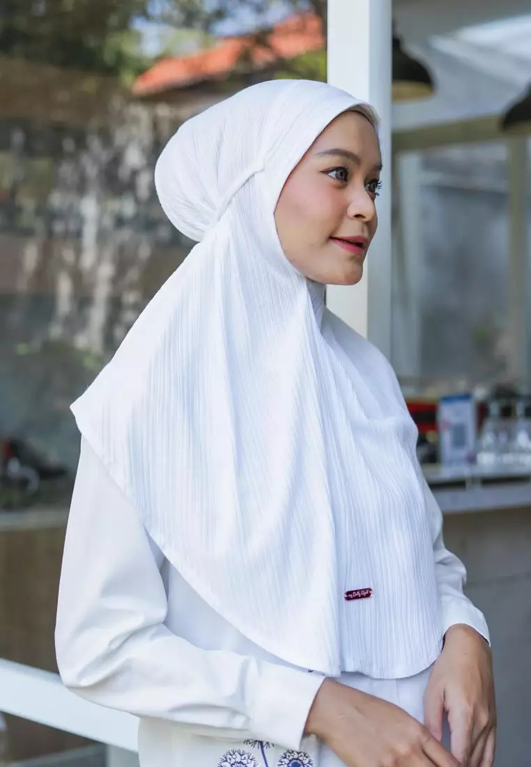 Bergo Kirana Knit Broken White