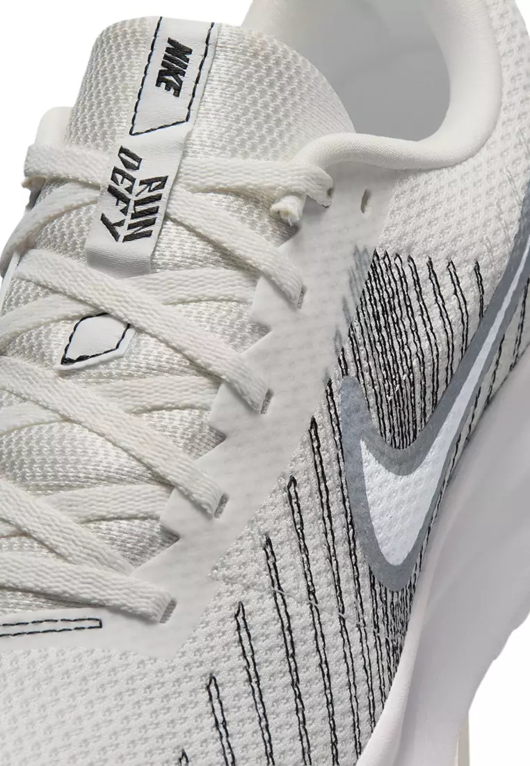 Run Defy Road Running Shoes