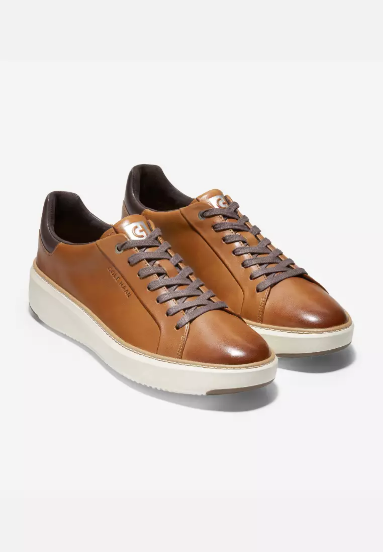 Cole Haan Man Grandpro Topspin Sneaker - Sepatu Pria (Coklat)