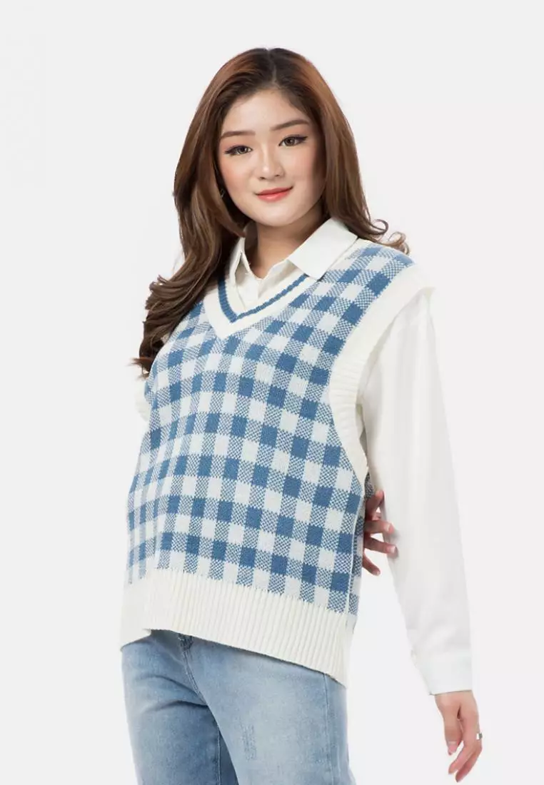 Big Checker Knit Vest in Blue