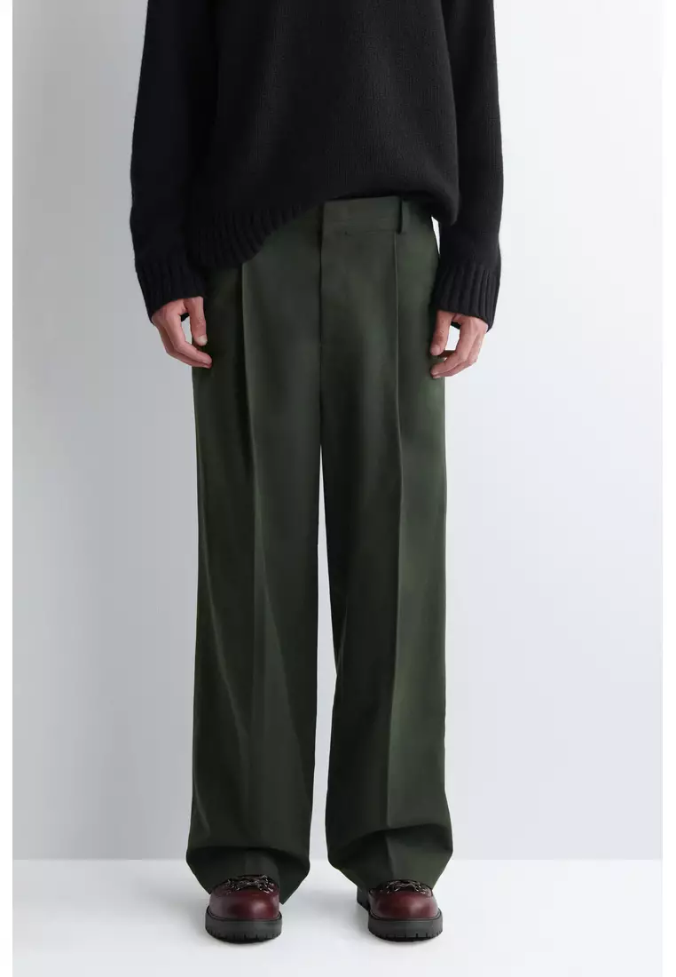 PLEATED WIDE-LEG TROUSERS