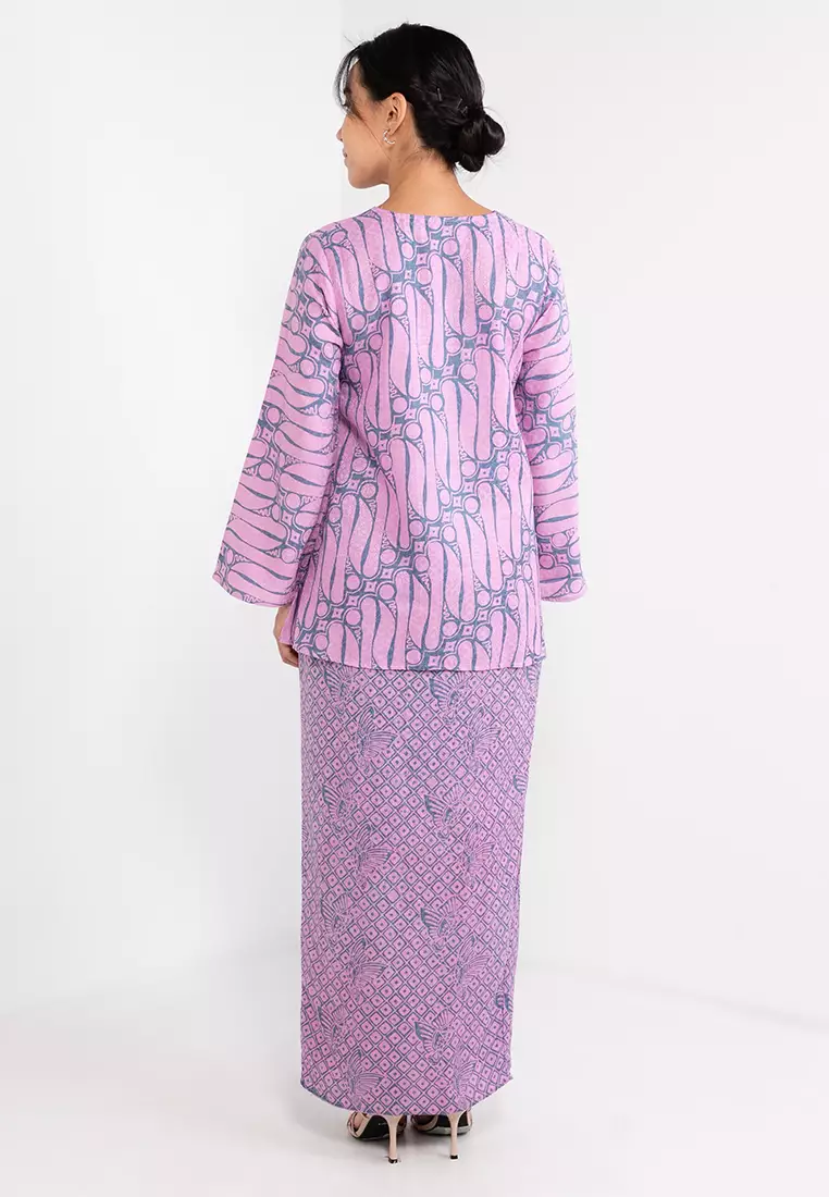 Dara Kurung