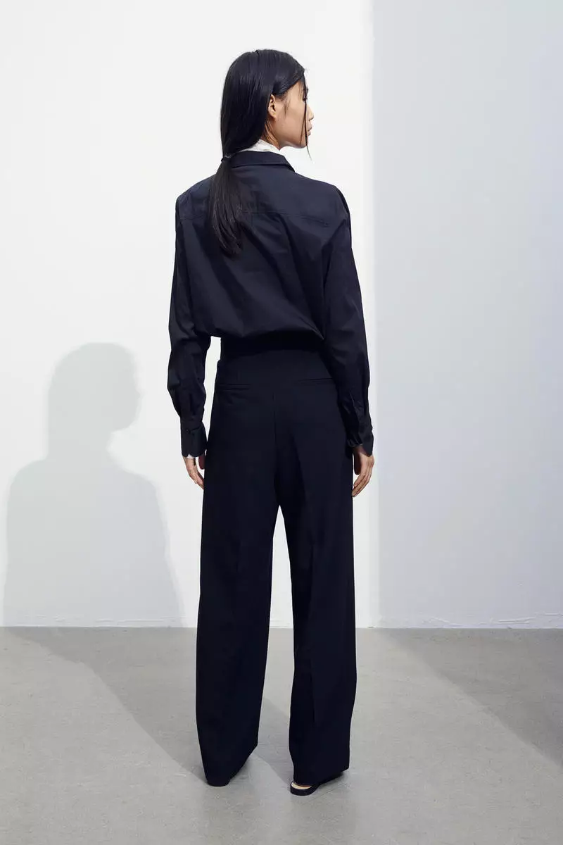 High-waisted tailored trousers