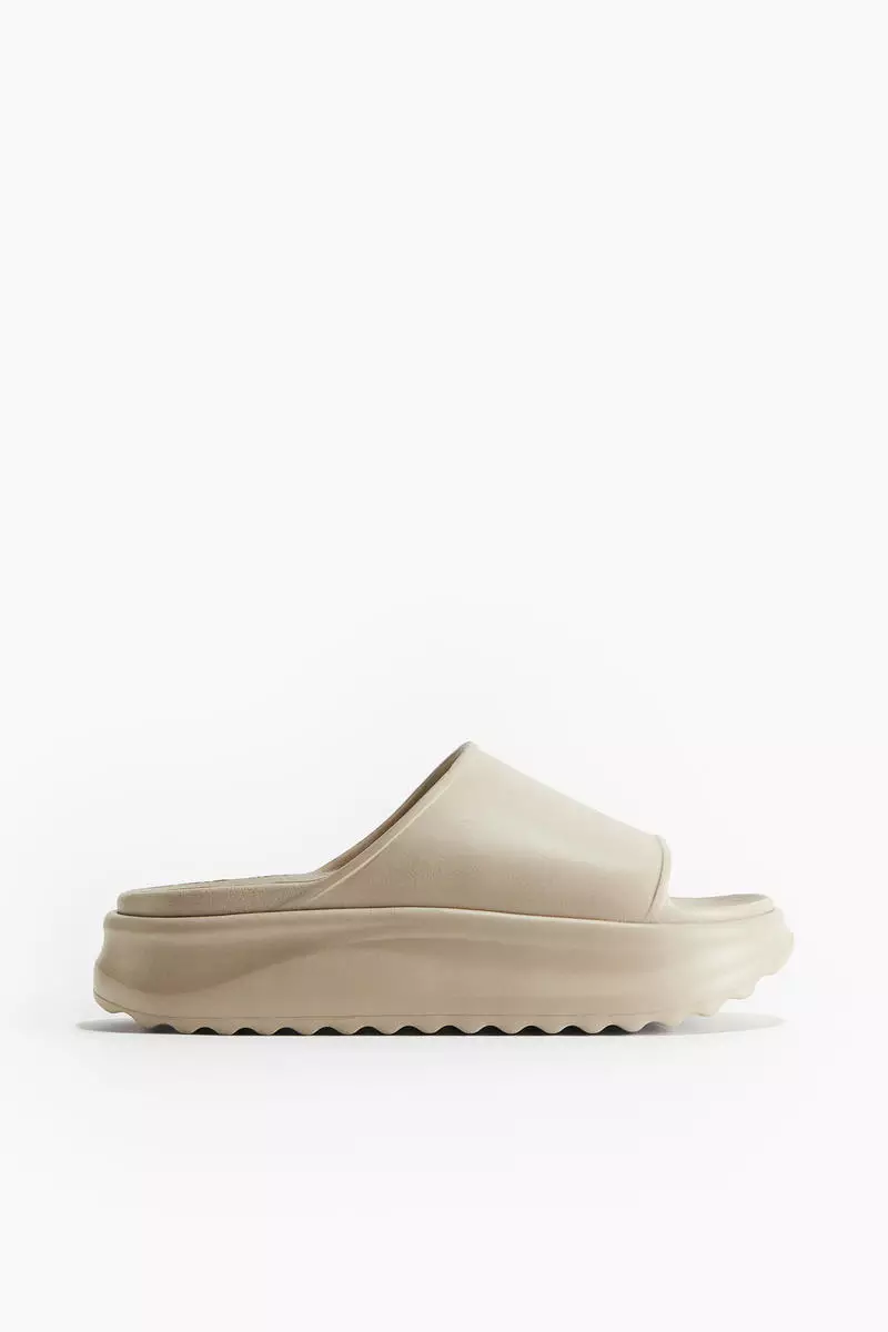 Discount on H&m  shoes - SKU: Platform Pool Slides