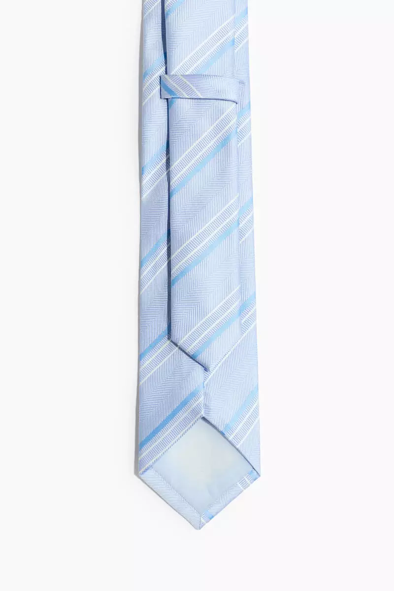 Patterned tie