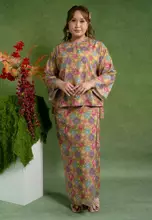 橄欖綠