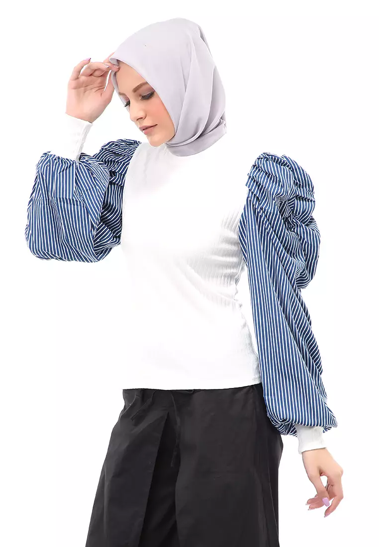 Kartika Blouse Muslimah Atasan Wanita Long Sleeve Motif Strip Regular Fit - Putih