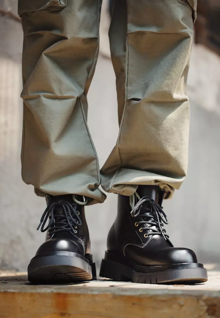 High Top Leather Lace up Boots CQ2103002