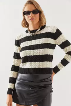 Black/Ecru