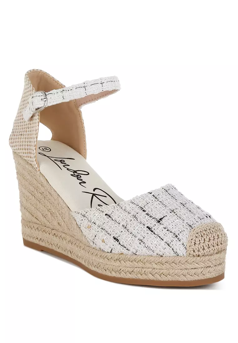 Sepatu wedges tenun ujung bulat dari bahan tweed berwarna putih